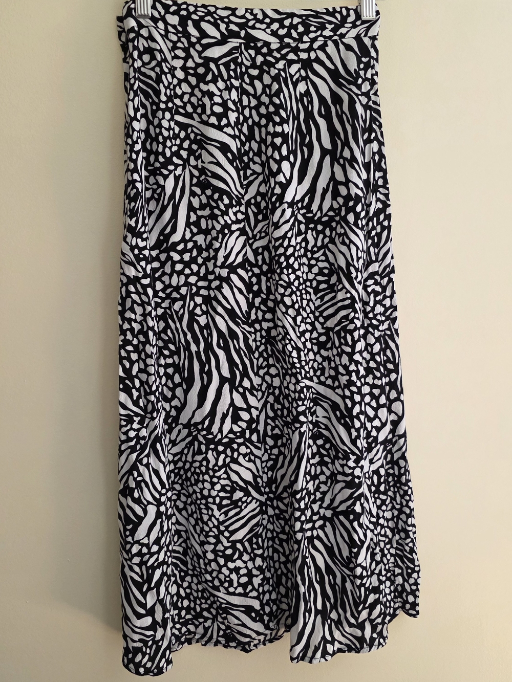 H&M Black and White Midi Skirt - Mixed Animal Print